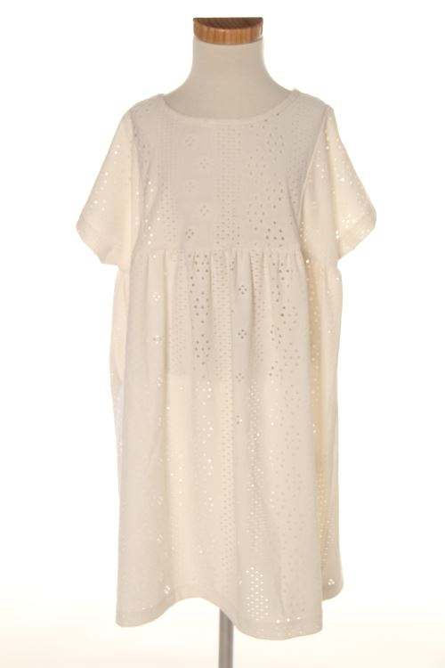 Aufwändiges Kleid