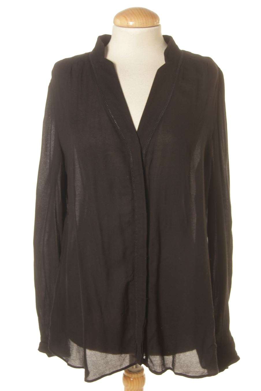 Blouse à manches longues Mango de la taille M, de couleur noir
