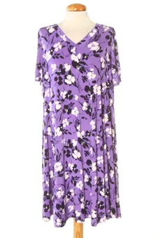 Einfaches Kleid 54 Vetistyle, Foto 1 von 2