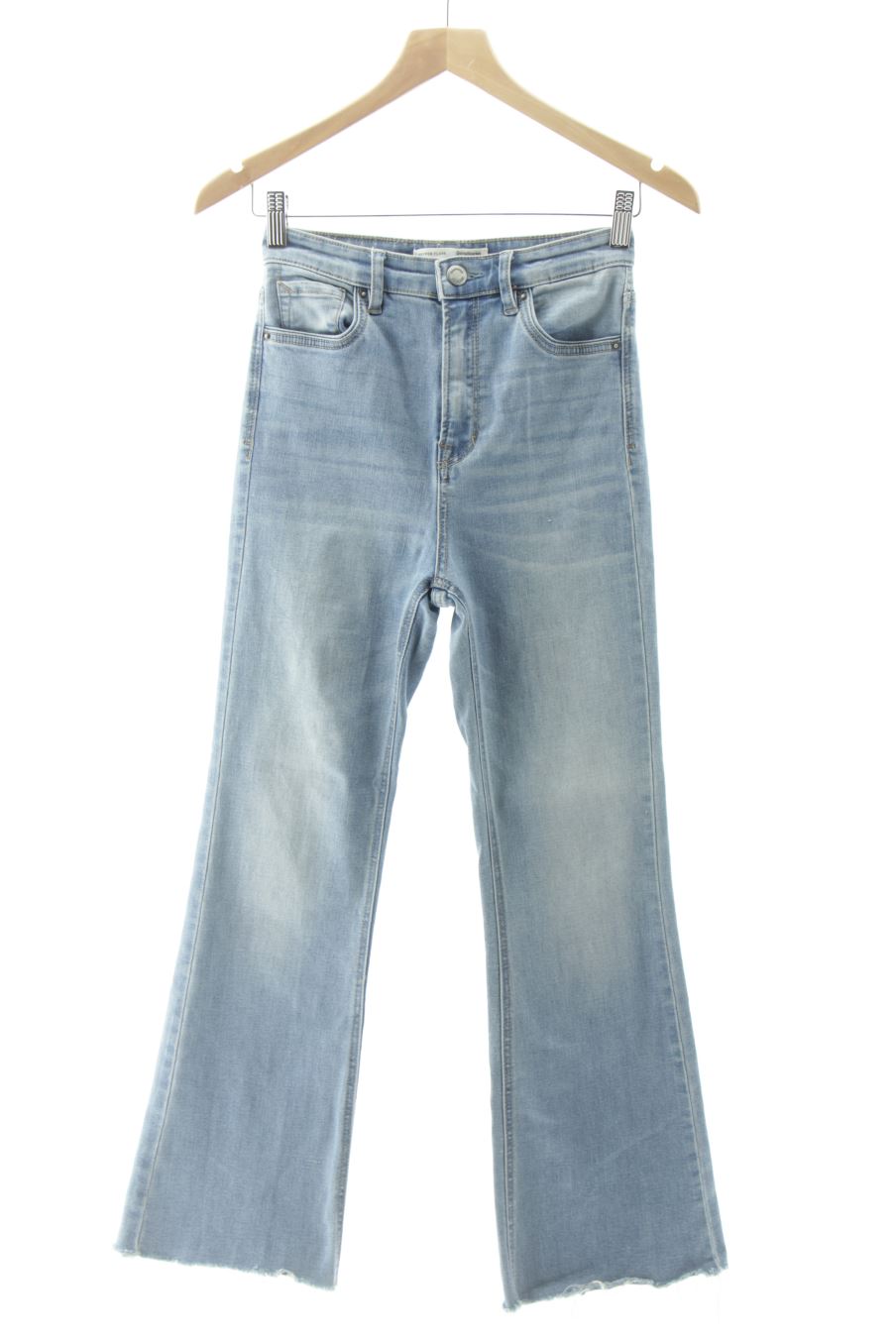 Jeans Stradivarius de la taille 36, de couleur bleu de denim