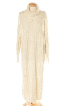 Robe casual S Mango