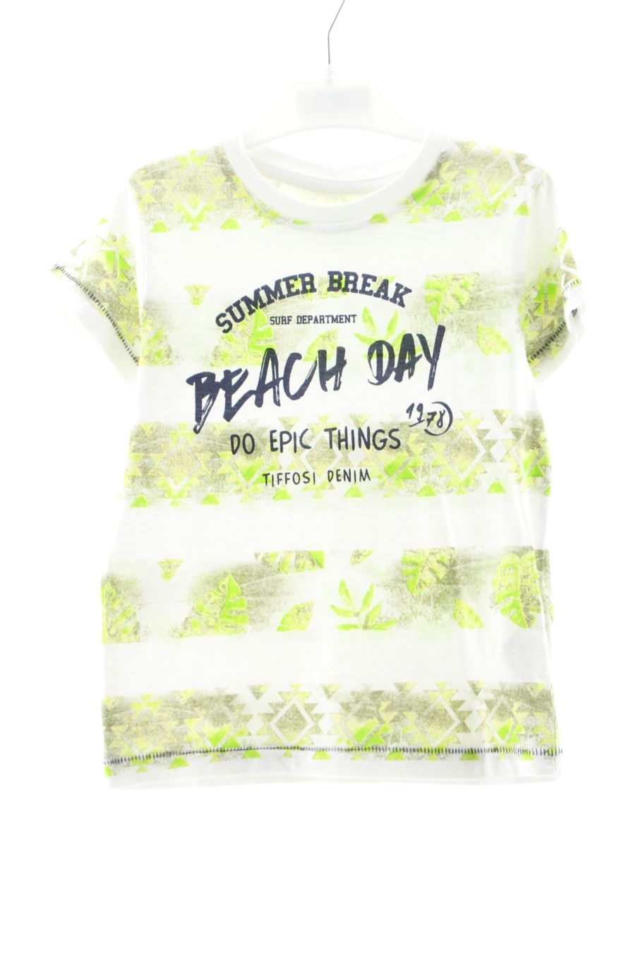 T-shirt Tiffosi de la taille 3 ans de seconde main