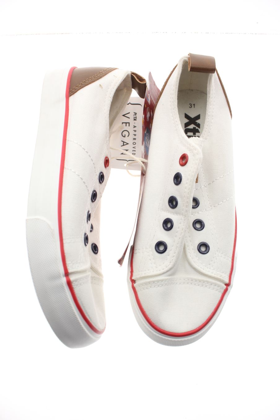 Zapatillas de Xti de la talla 31 con etiqueta