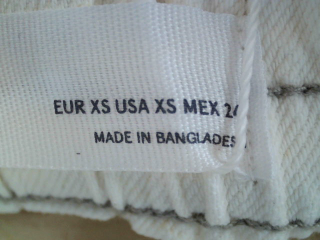 Jupe Bershka de la taille XS, de couleur beige de denim