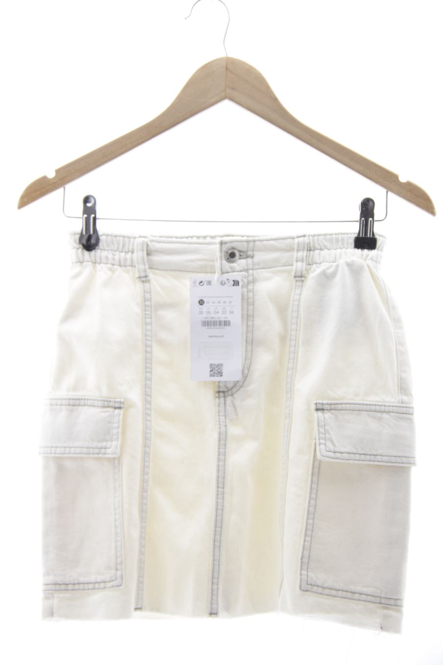 Jupe Bershka de la taille XS, de couleur beige de denim