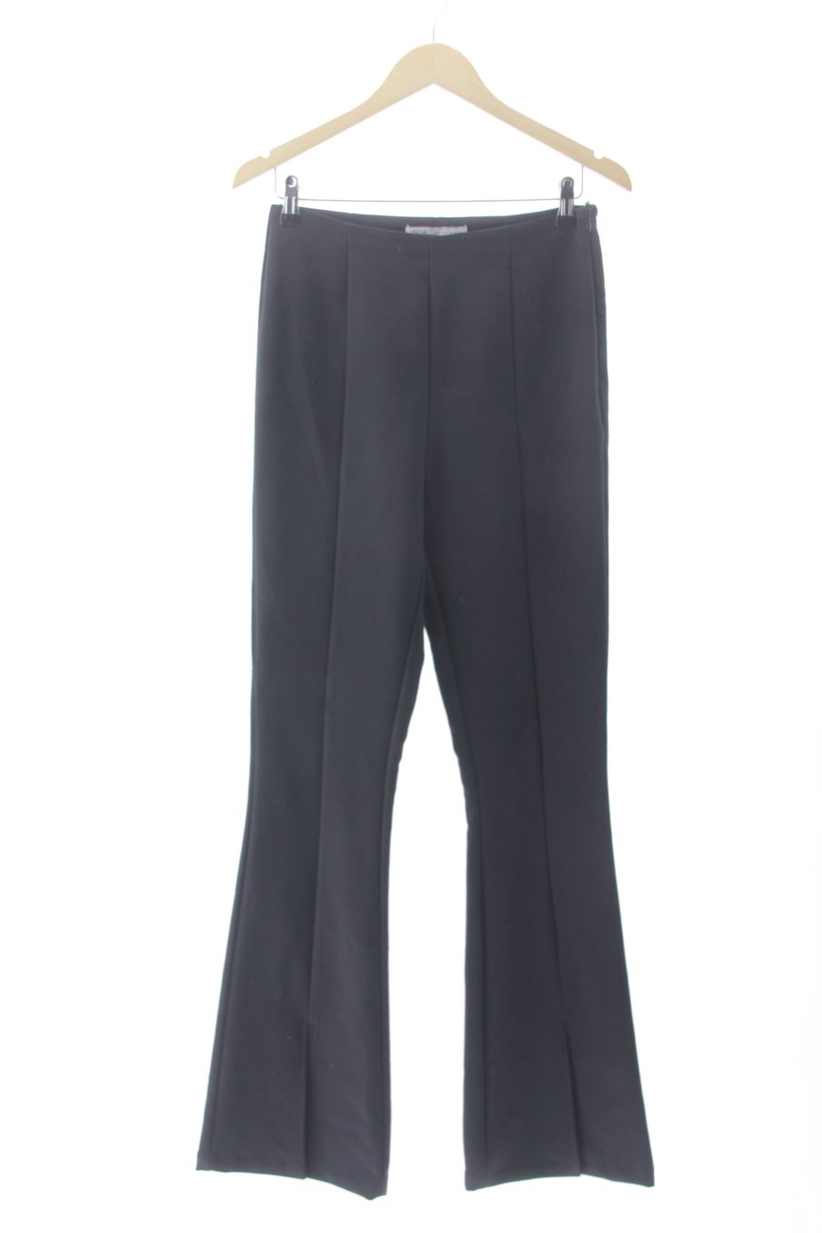 Pantalon Zara de la taille M, de couleur noir
