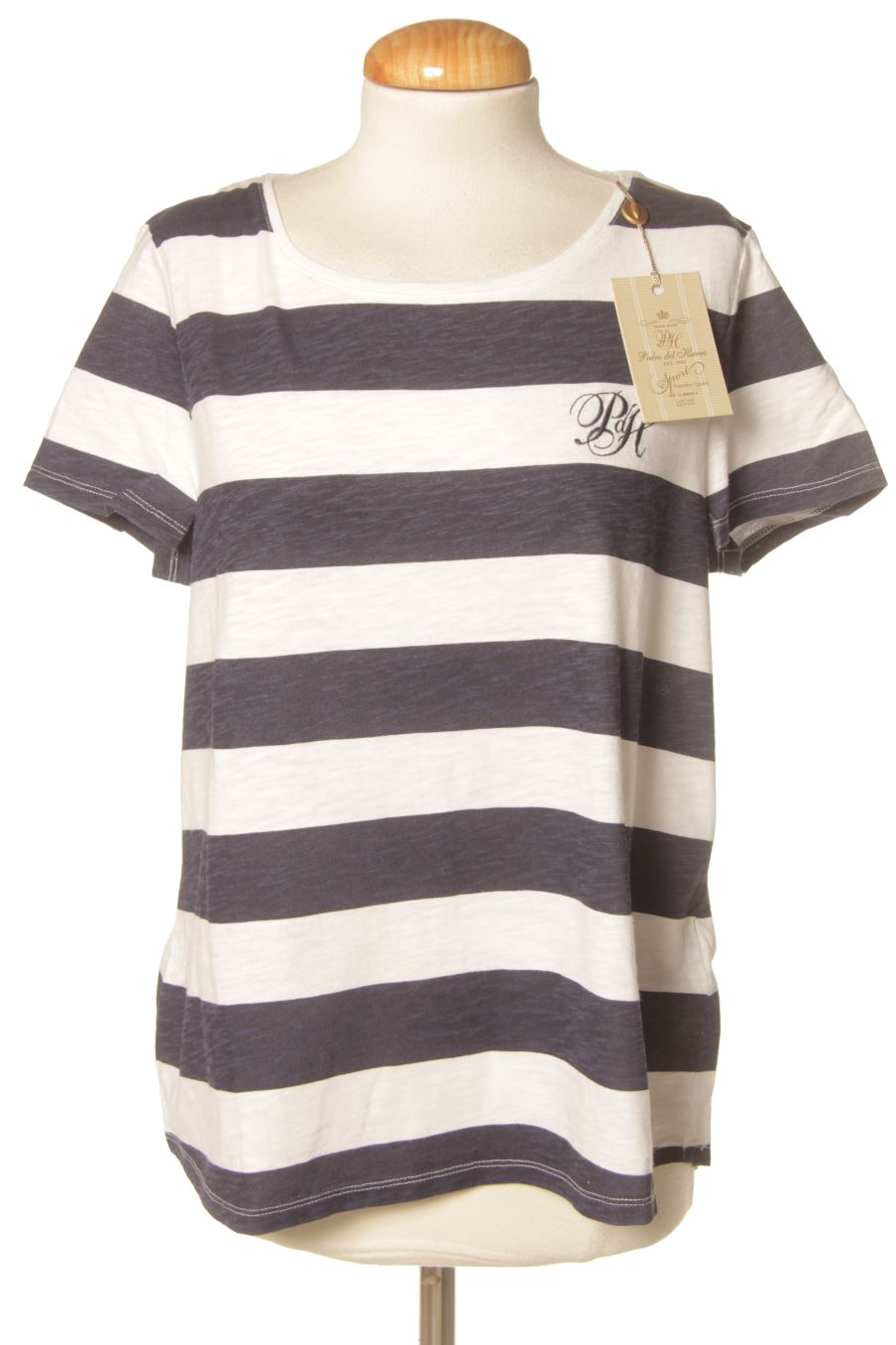 Camiseta de Pedro del Hierro de la talla M, de color rayas