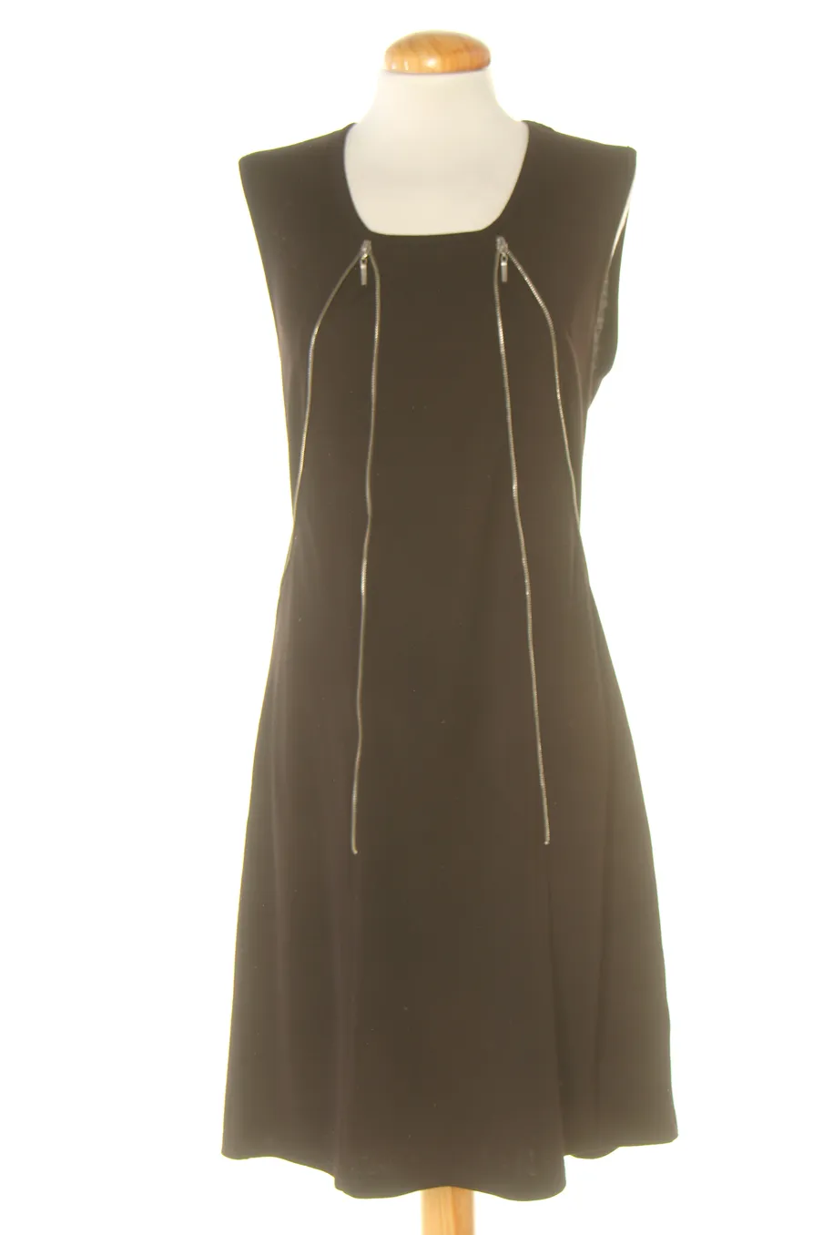 Robe de jour Steilmann de la taille 42, de couleur noir