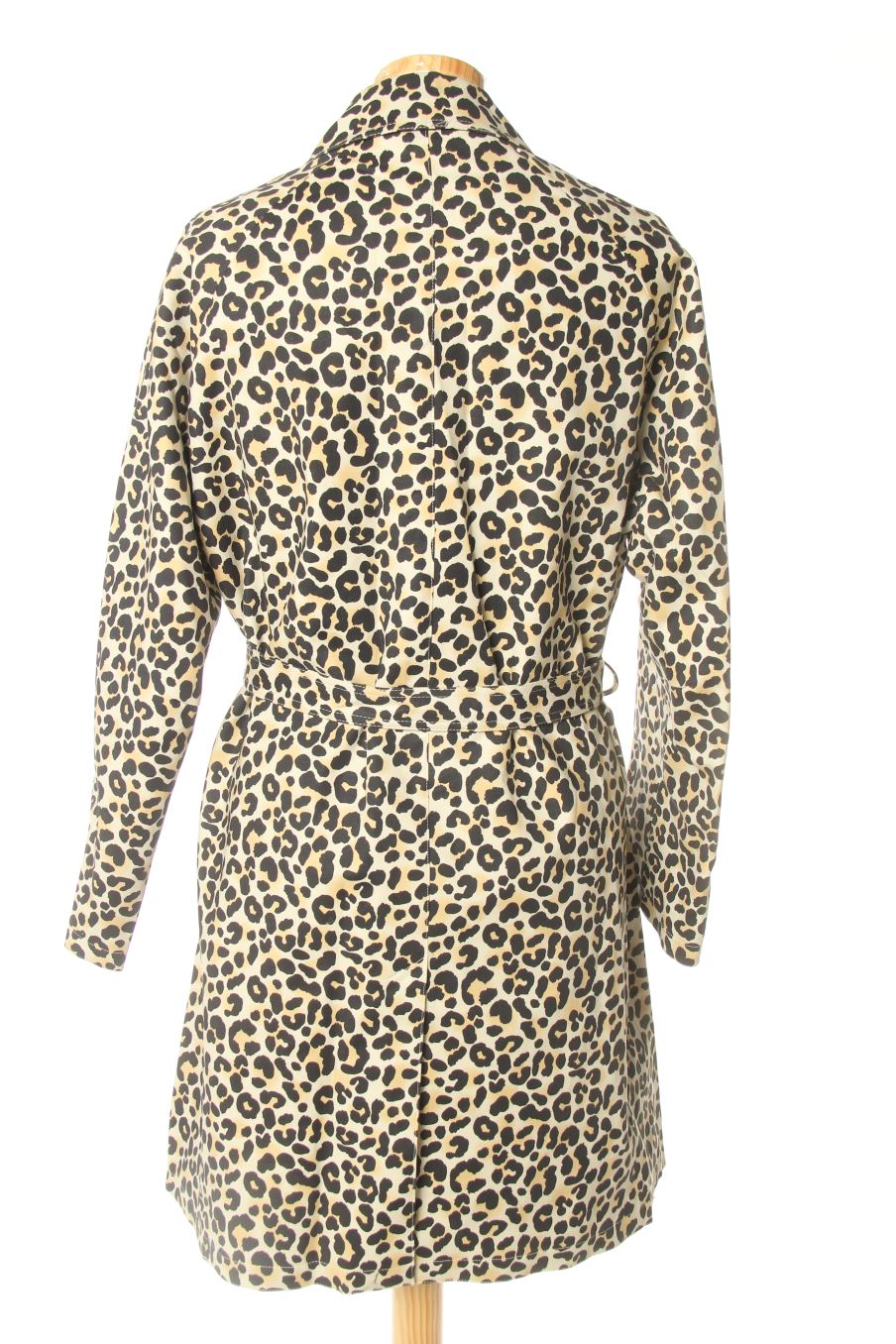 Gabardine Maje de la taille 38, de couleur animal print