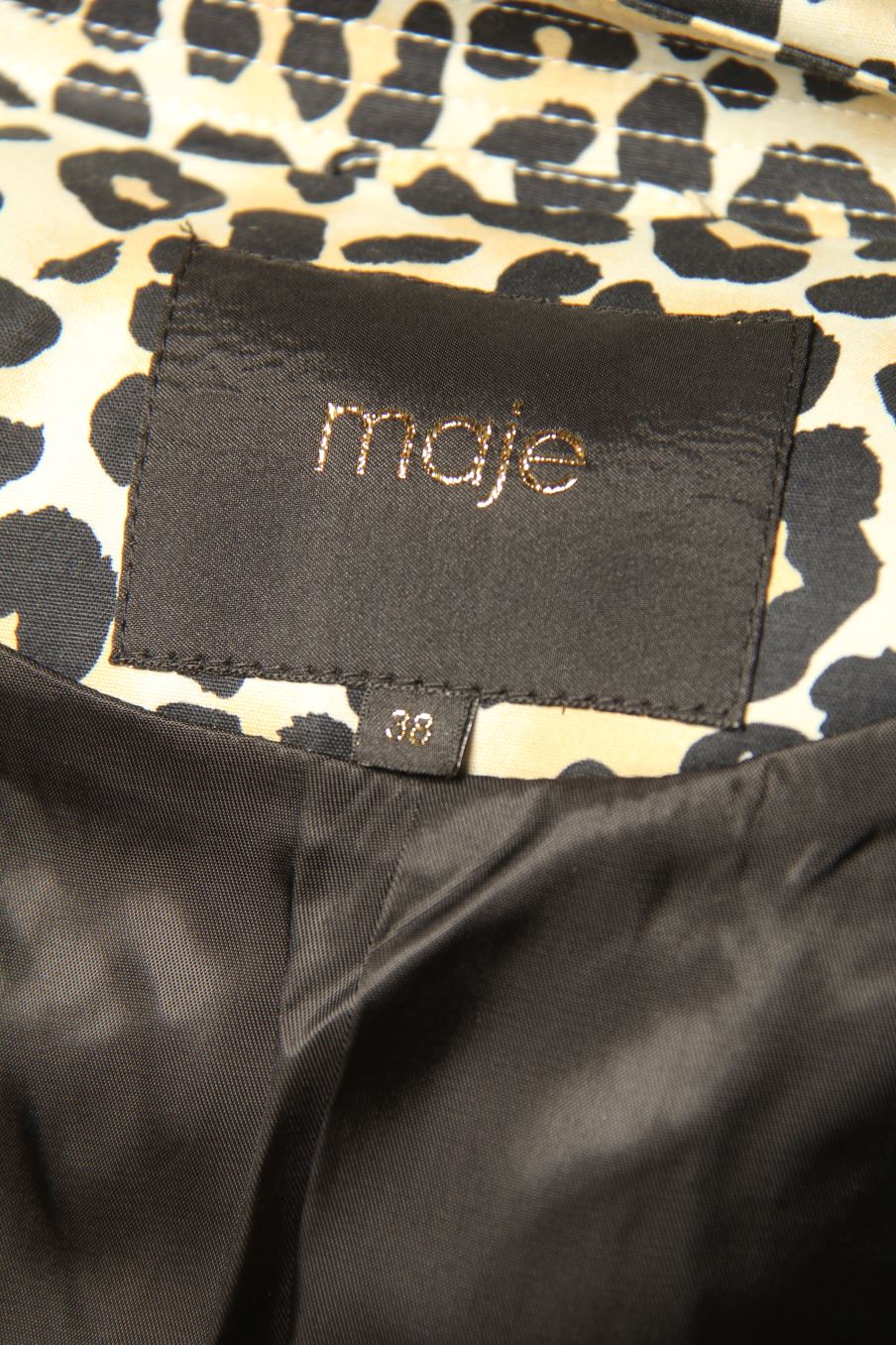 Gabardine Maje de la taille 38, de couleur animal print