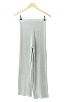 Pantaloni XS Stradivarius
