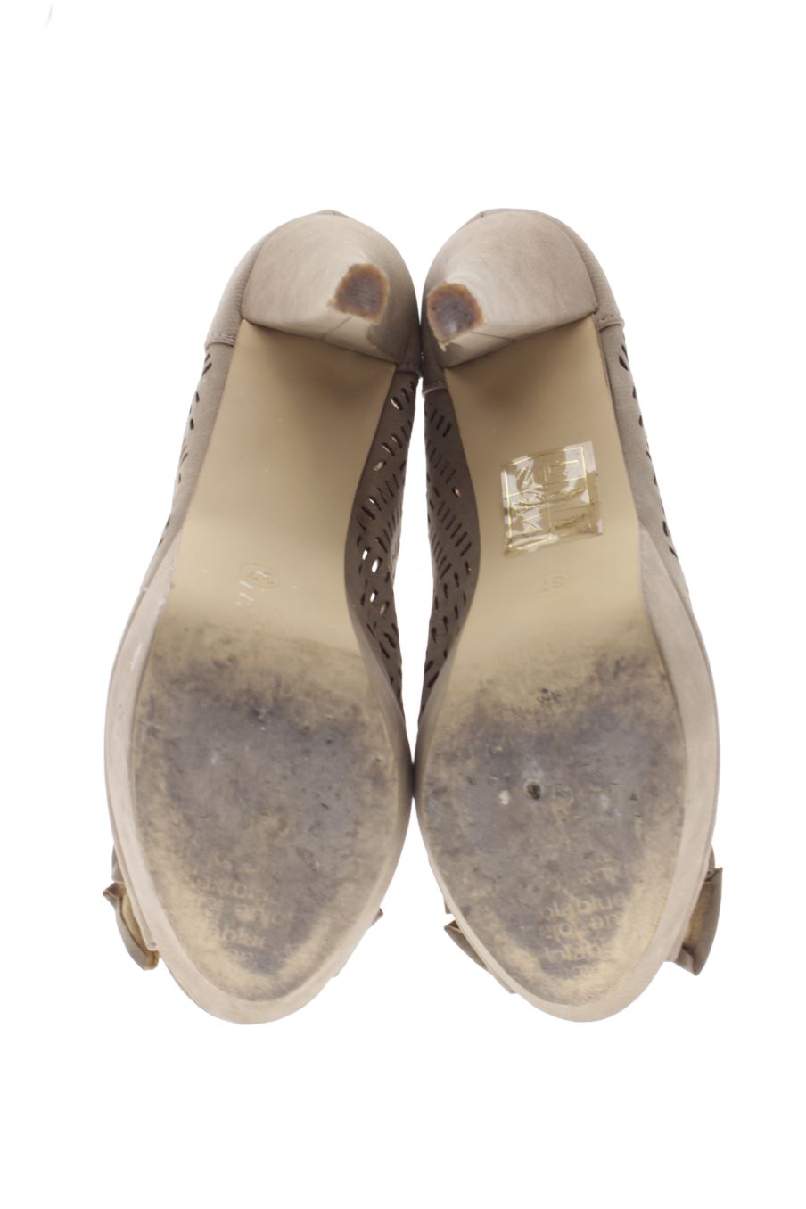 Zapatos de tacon de LOLABLUE de la talla 37, de color gris de