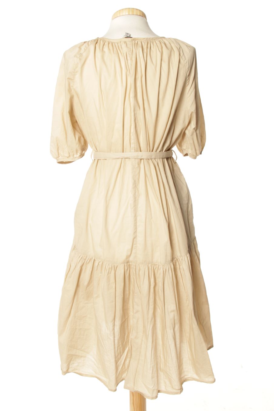 Robe casual Fórmula Joven de la taille 36, de couleur beige
