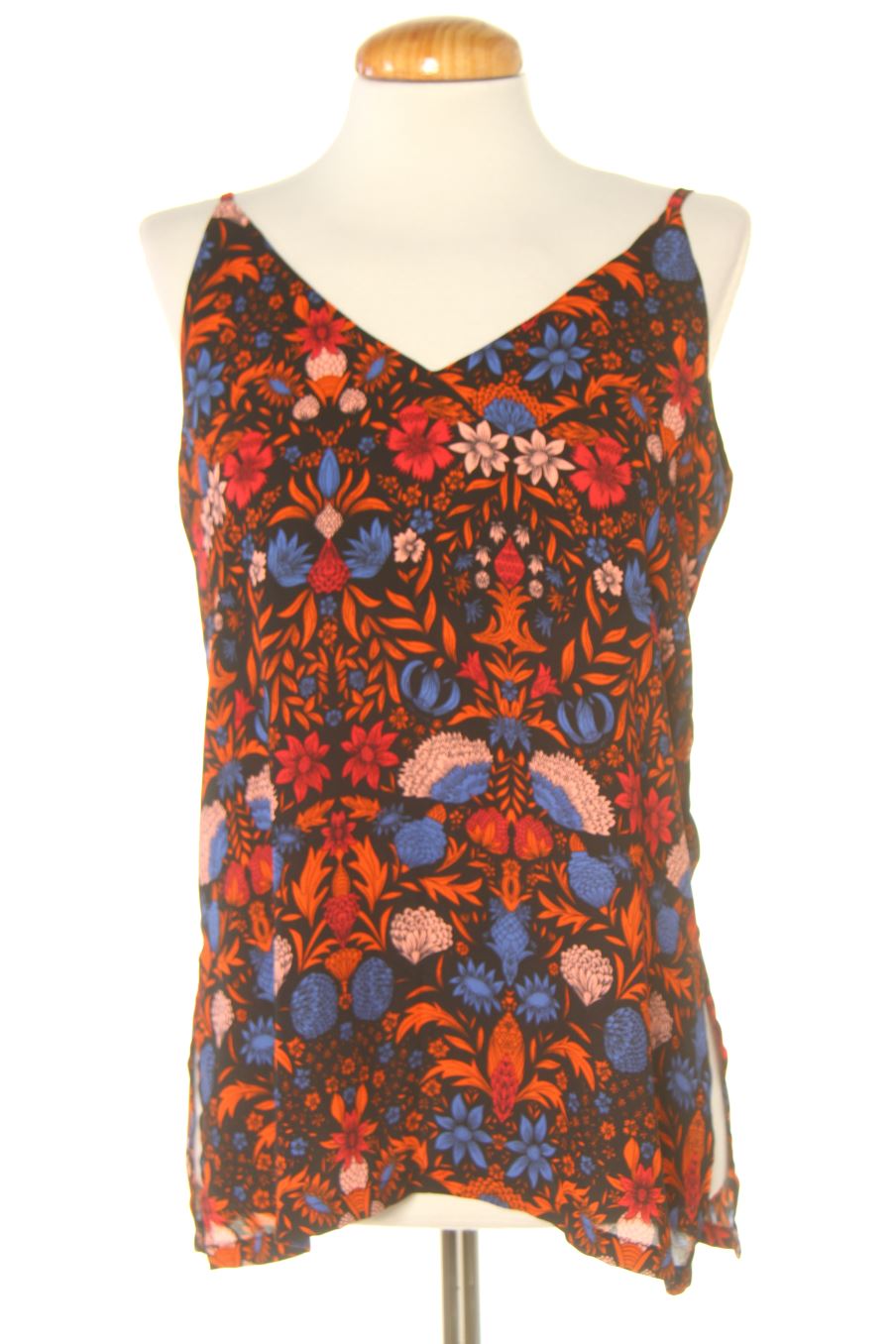 Top H&M de la taille 38, de couleur fleurs