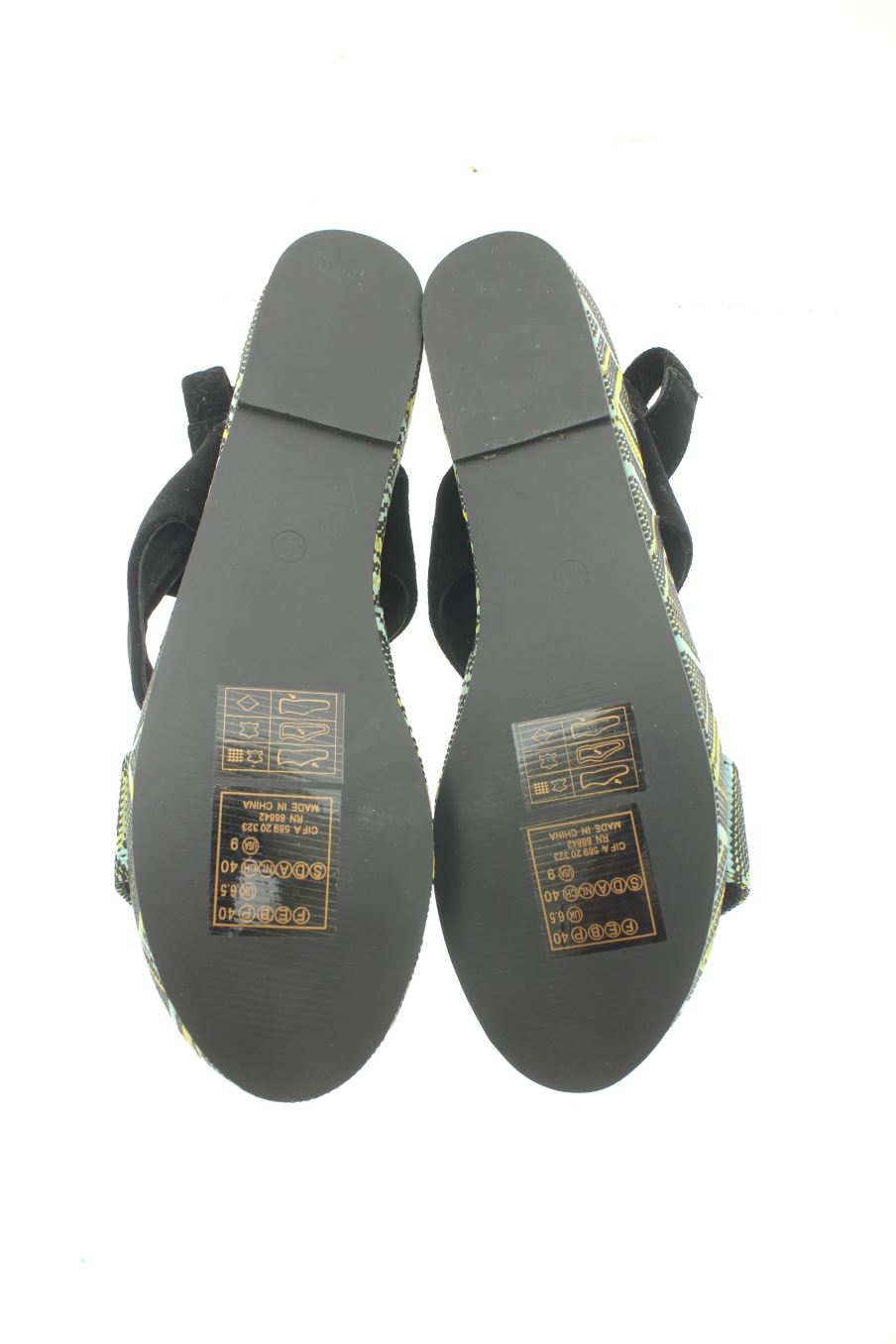 Sandalias planas de Castaluna de la talla 40, de color estampado de