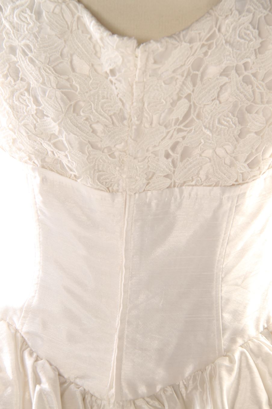 Vestido de PERCENTIL Novia de la talla 42, de color beige
