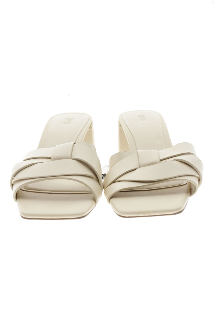 Sandalias tacon de Zara de la talla 41, de color beige de