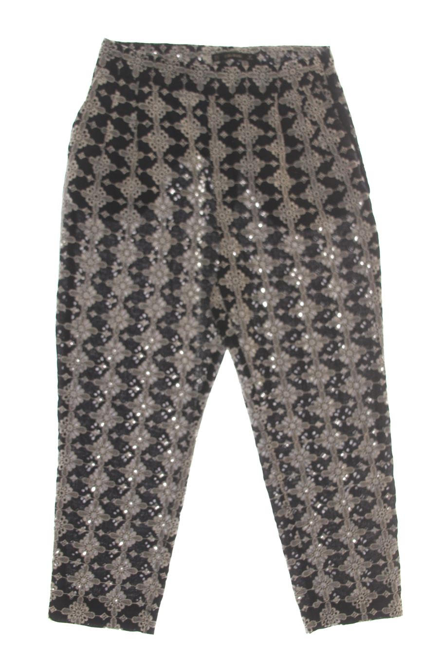Pantalón de Zara de la talla M, de color estampado