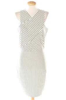 Vestido casual M Mango, foto 1 de 2