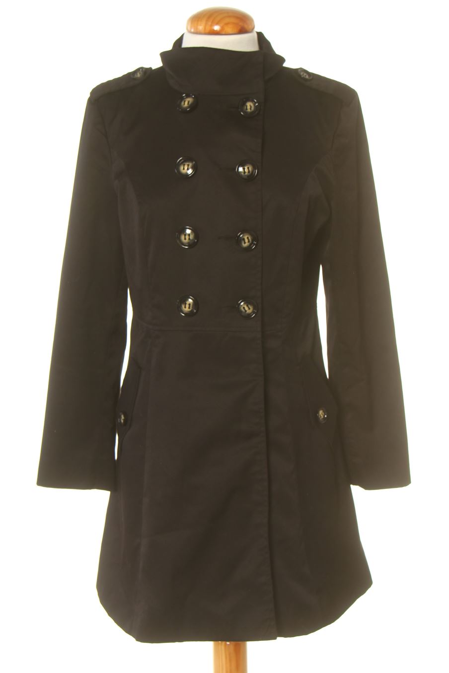 Gabardina de H&M de la talla 38, de color negro