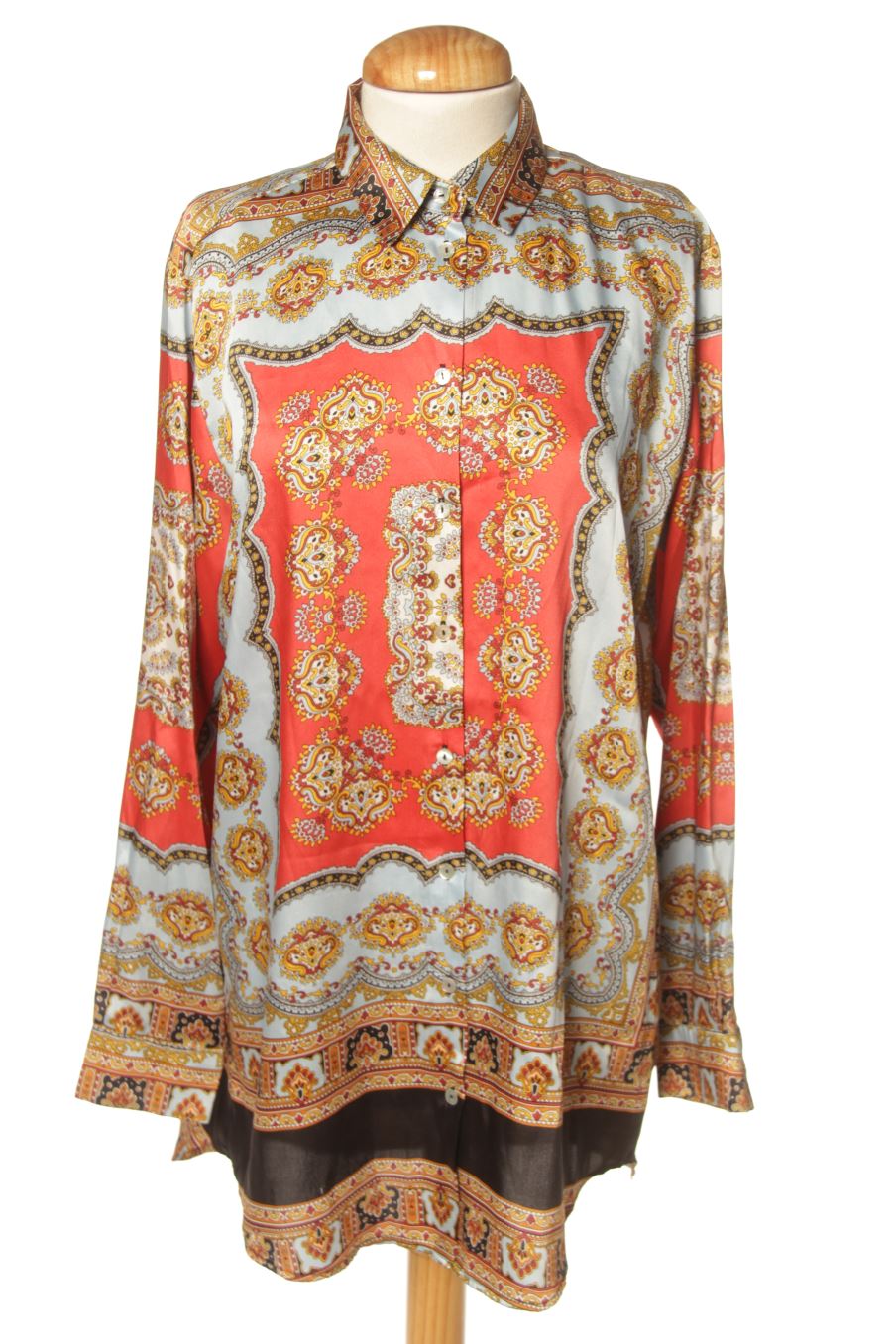 Chemise Zara de la taille S, de couleur imprimés