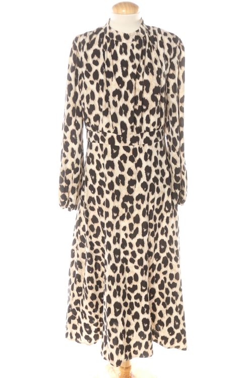 Einfaches Kleid