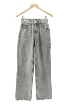Jeans 32 H&M, foto 1 di 2