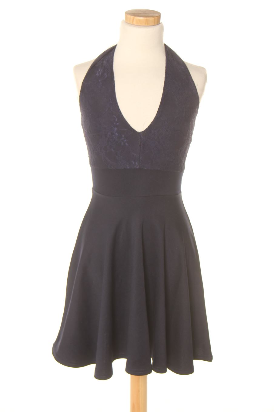Robe casual Boohoo de la taille 34, de couleur bleu marine