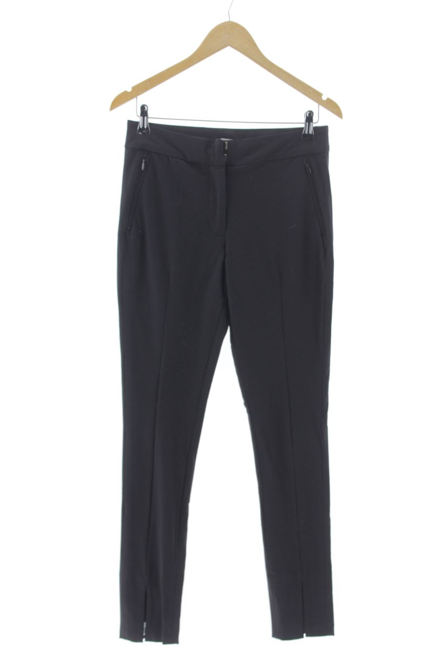 Pantalón de H&M de la talla 38, de color negro