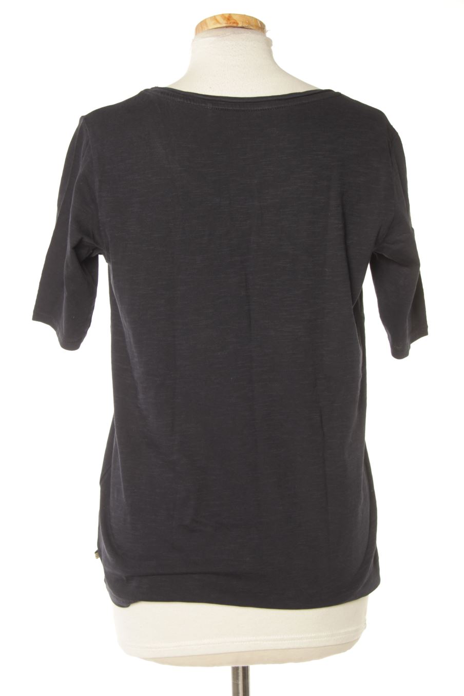 T-shirt Esprit de la taille XS, de couleur bleu marine