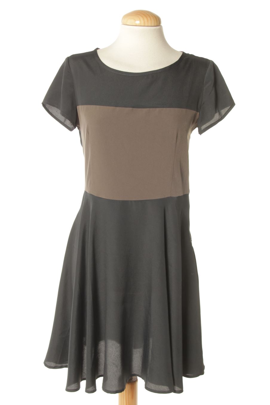 Robe casual kling de la taille S, de couleur gris