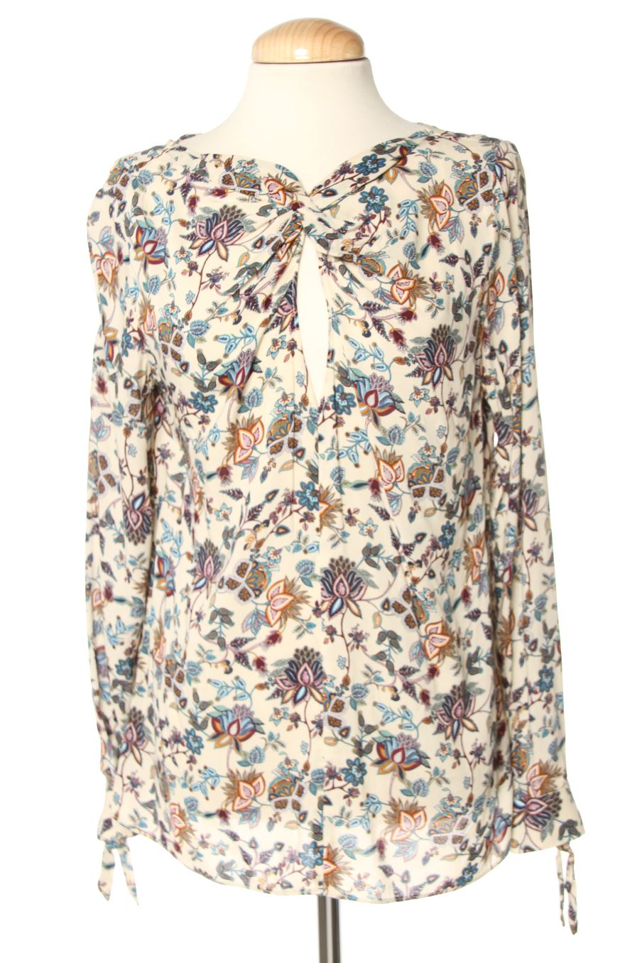 Blusa de manga larga de Trf (ZARA) de la talla S, de color flores