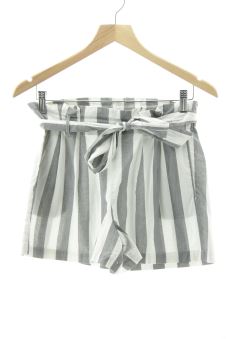 Kurze Hose XS Stradivarius, Foto 1 von 2
