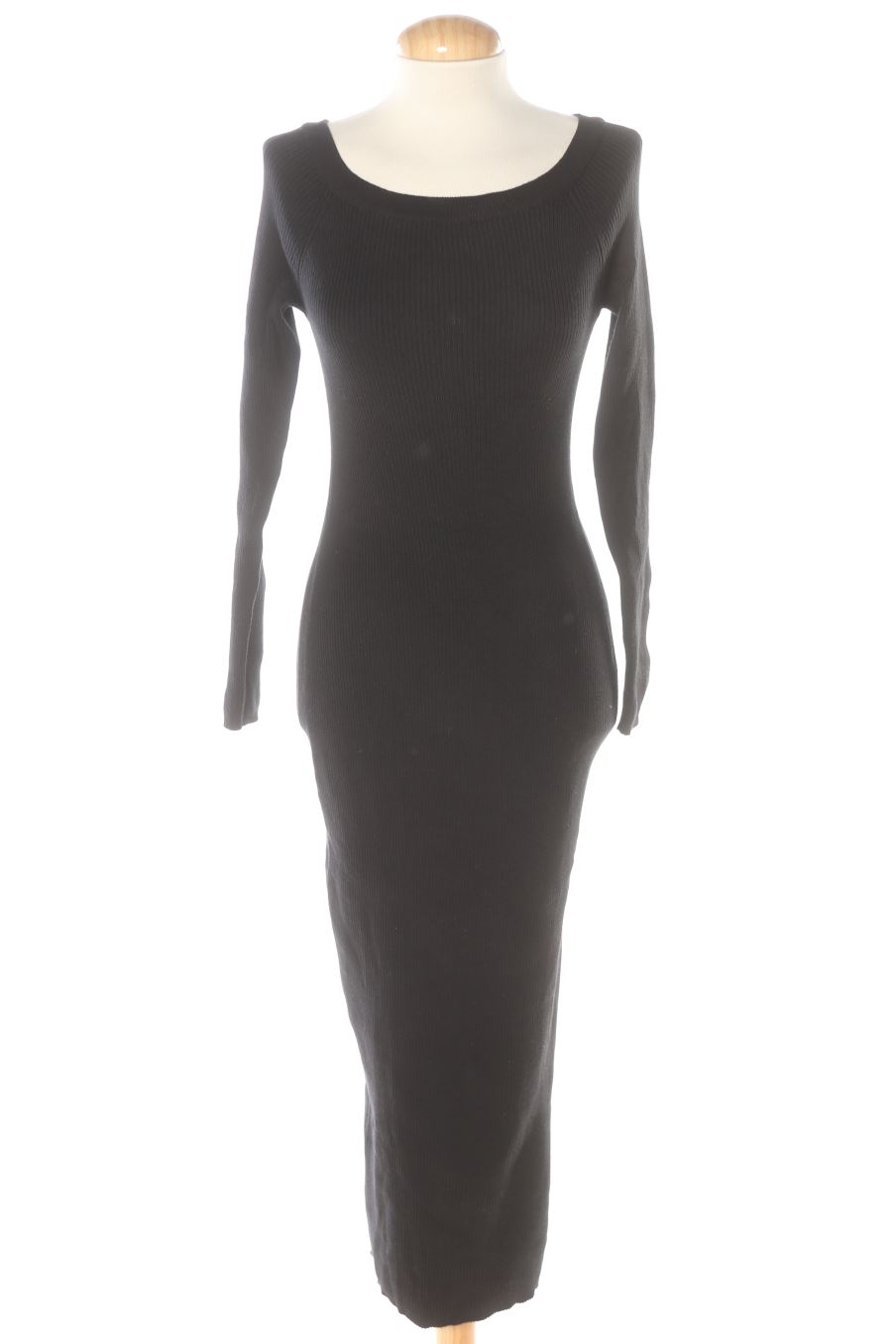 Vestito casual de Zara de la talla M, de color nero