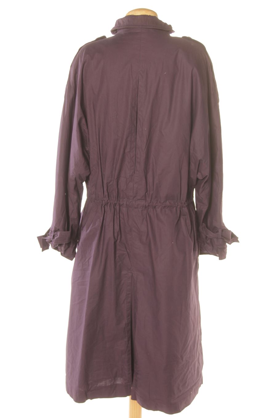 Abrigo de GORE-TEX de la talla 48, de color morado