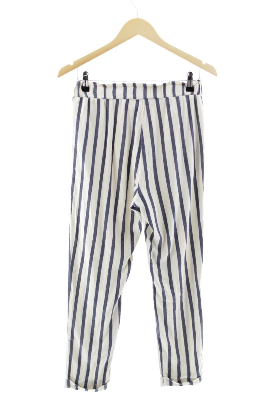 Pantalones de Stradivarius de la talla M, de color rayas