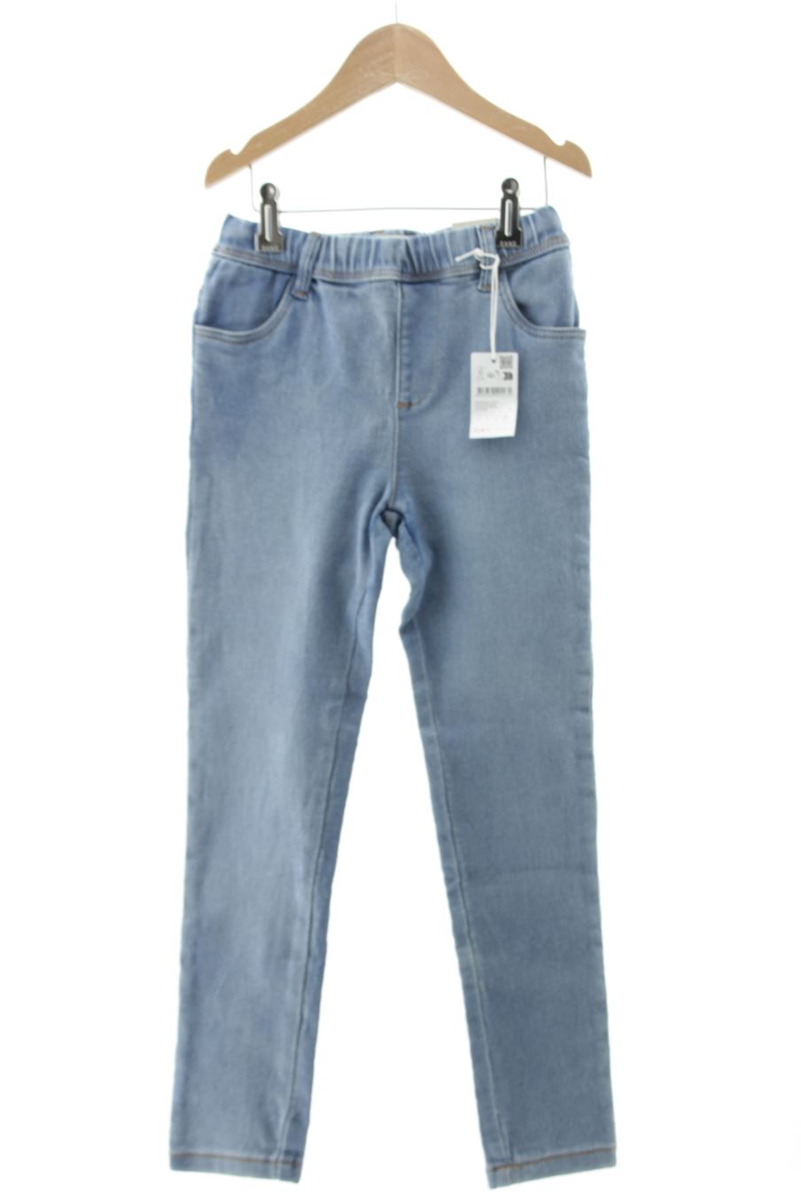 Jeans ZY de la taille 7 ans avec une étiquette
