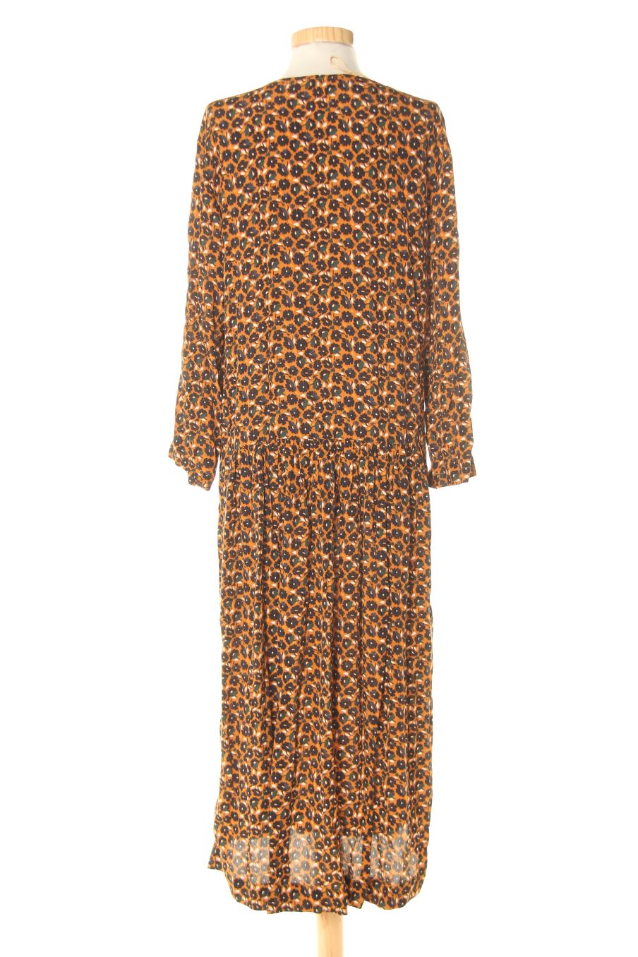 Robe casual Monoprix de la taille 46, de couleur fleurs