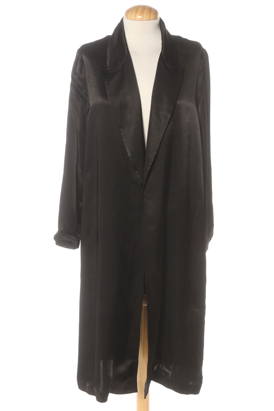 Gilet Zara de la taille XS, de couleur noir