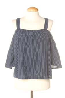 Blusa de manga corta S Pull & Bear, foto 1 de 2
