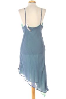 Robe L LIGHT BEFORE DARK