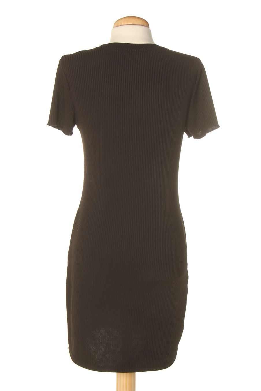 Robe casual Romwe de la taille M, de couleur noir