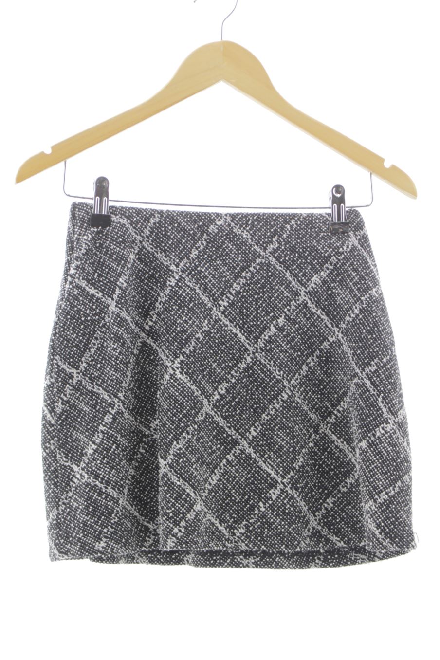 Jupe Mango de la taille XS, de couleur noir