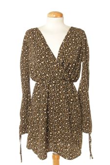 Einfaches Kleid XS Terranova