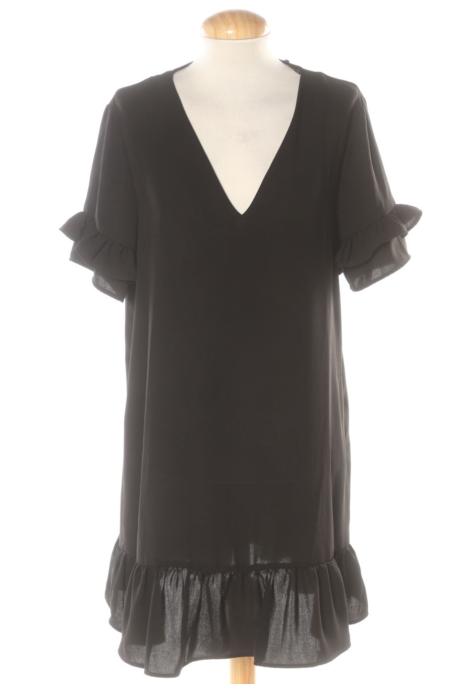 Robe casual Zara de la taille M, de couleur noir
