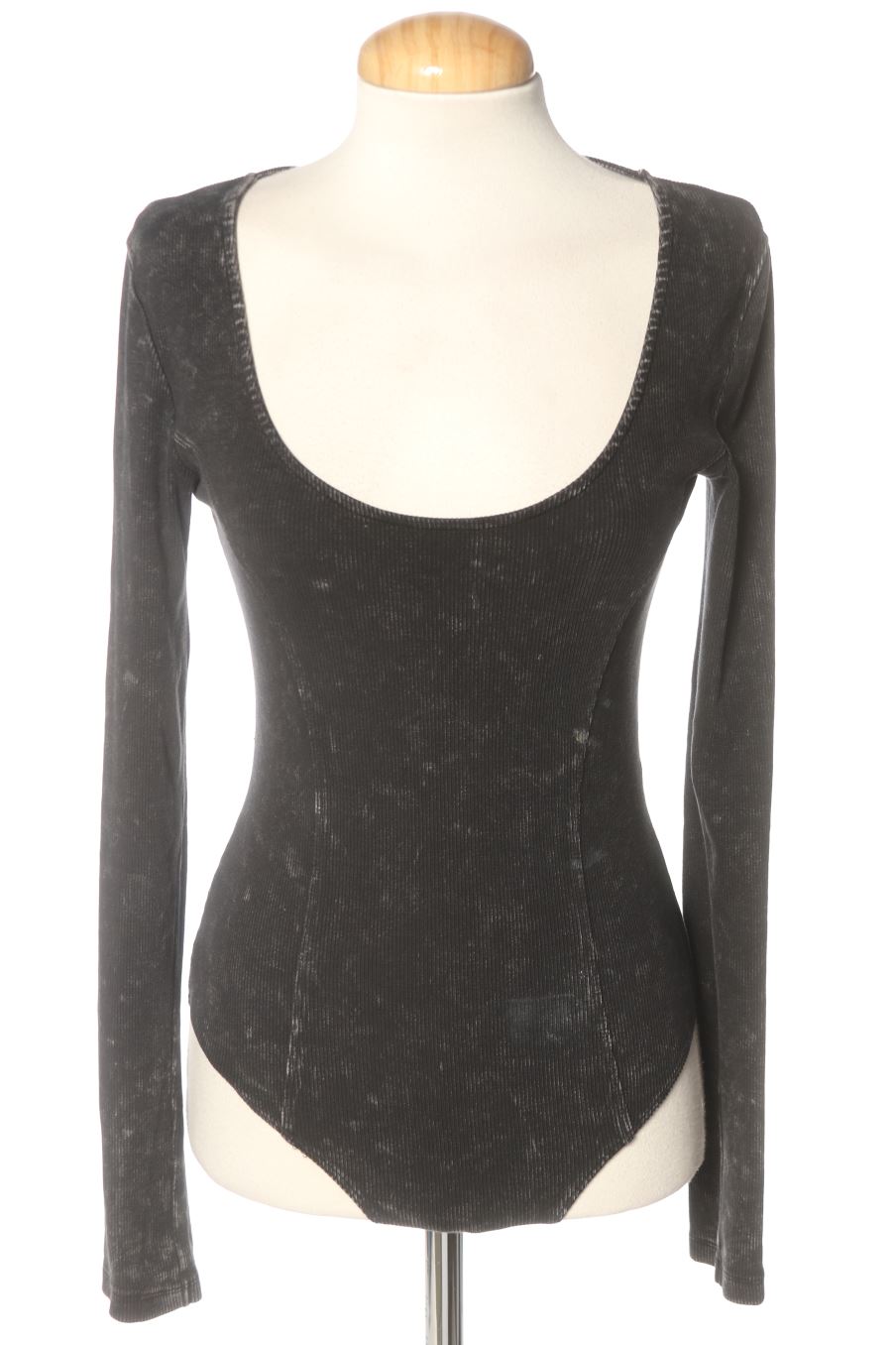 Body Zara de la taille M, de couleur noir
