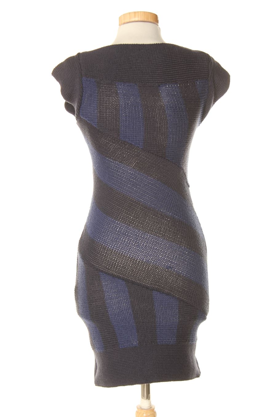 Robe casual Mango de la taille S, de couleur bleu marine