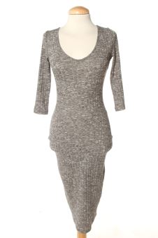 Einfaches Kleid XS Terranova