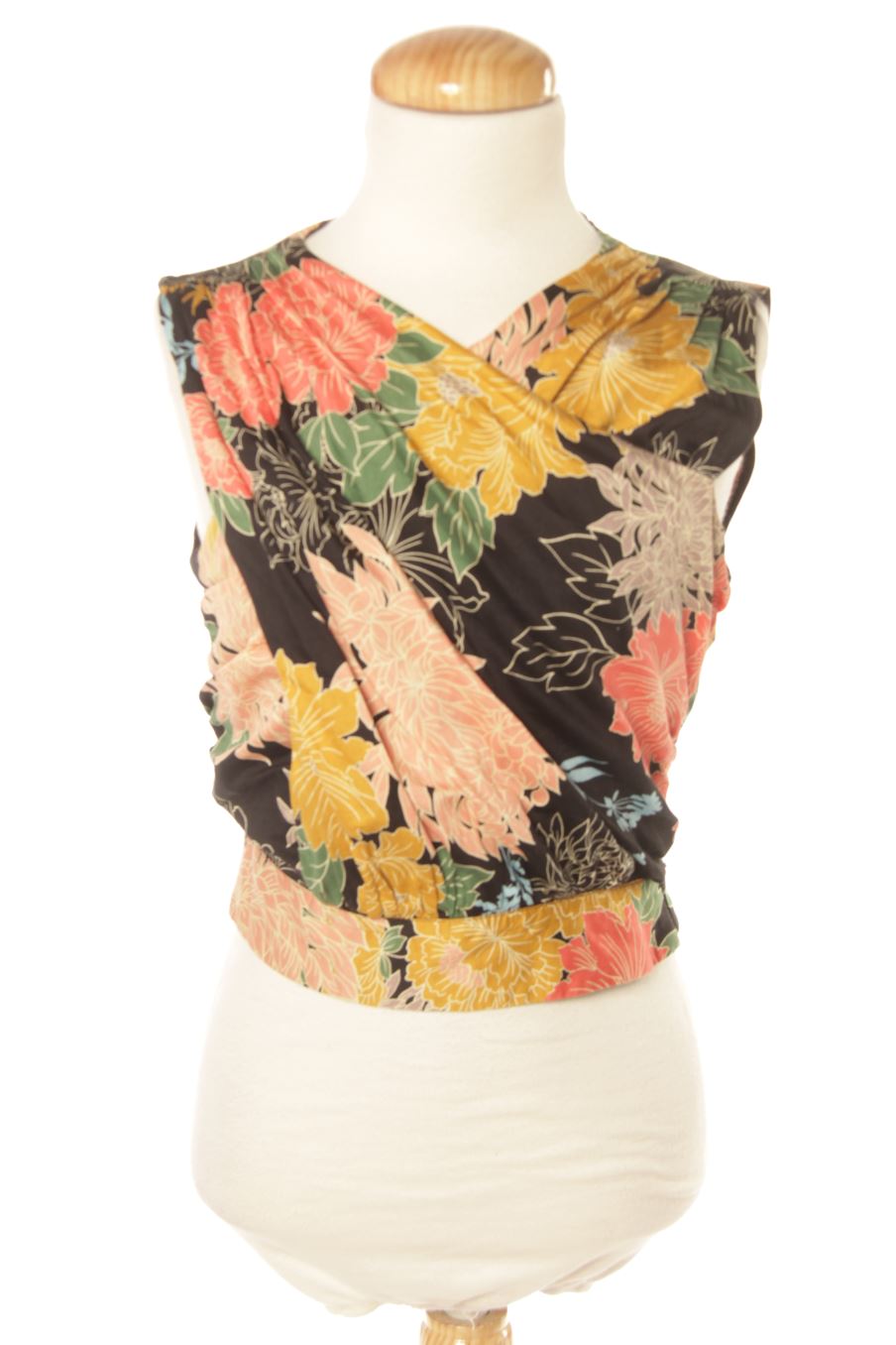 Top Zara de la taille XS, de couleur fleurs
