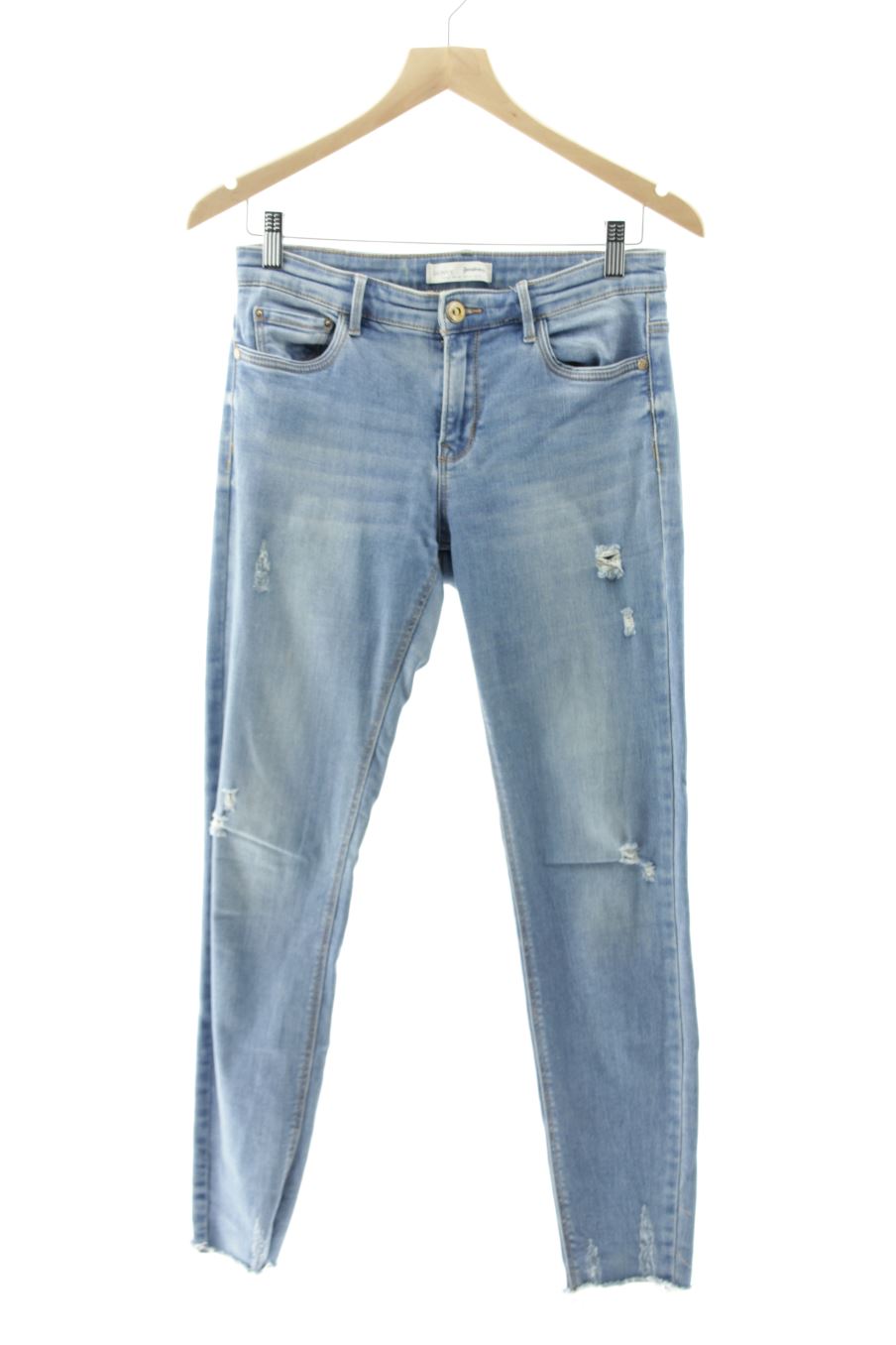 Jeans Stradivarius de la taille 40, de couleur bleu de denim
